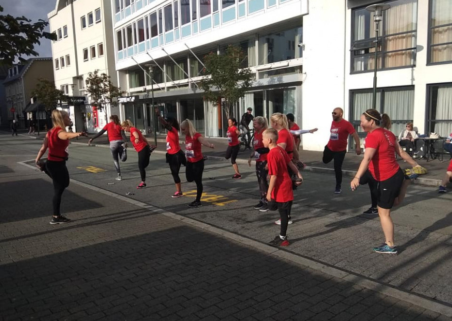 Runners - contact Runners - contact
